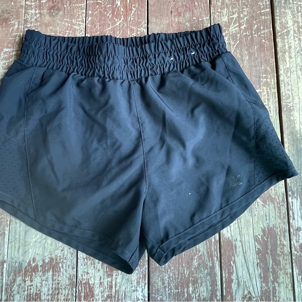 Xersion Girls Size Medium 10/12 Black Athletic Shorts Lightweight Performance